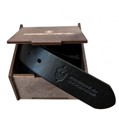 Ремень кожаный с эмблемой "Альфа", коробка